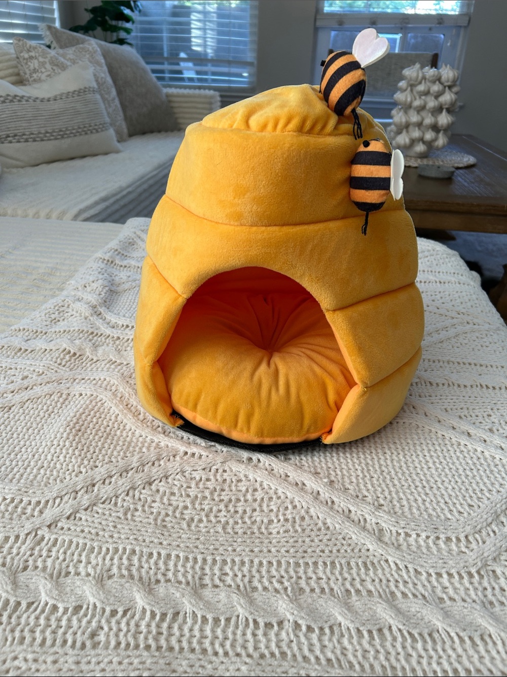 Plush Bee Hive Pet Bed with Two Bee Toys - Bright Yellow